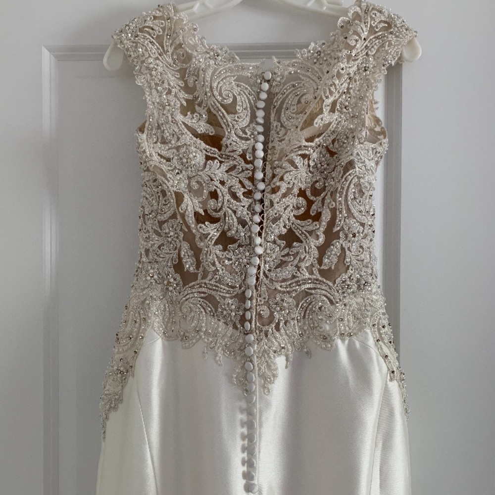 New Maggie Sottero Janelle Bridal Gown, Wedding 8 - Picture 5 of 9